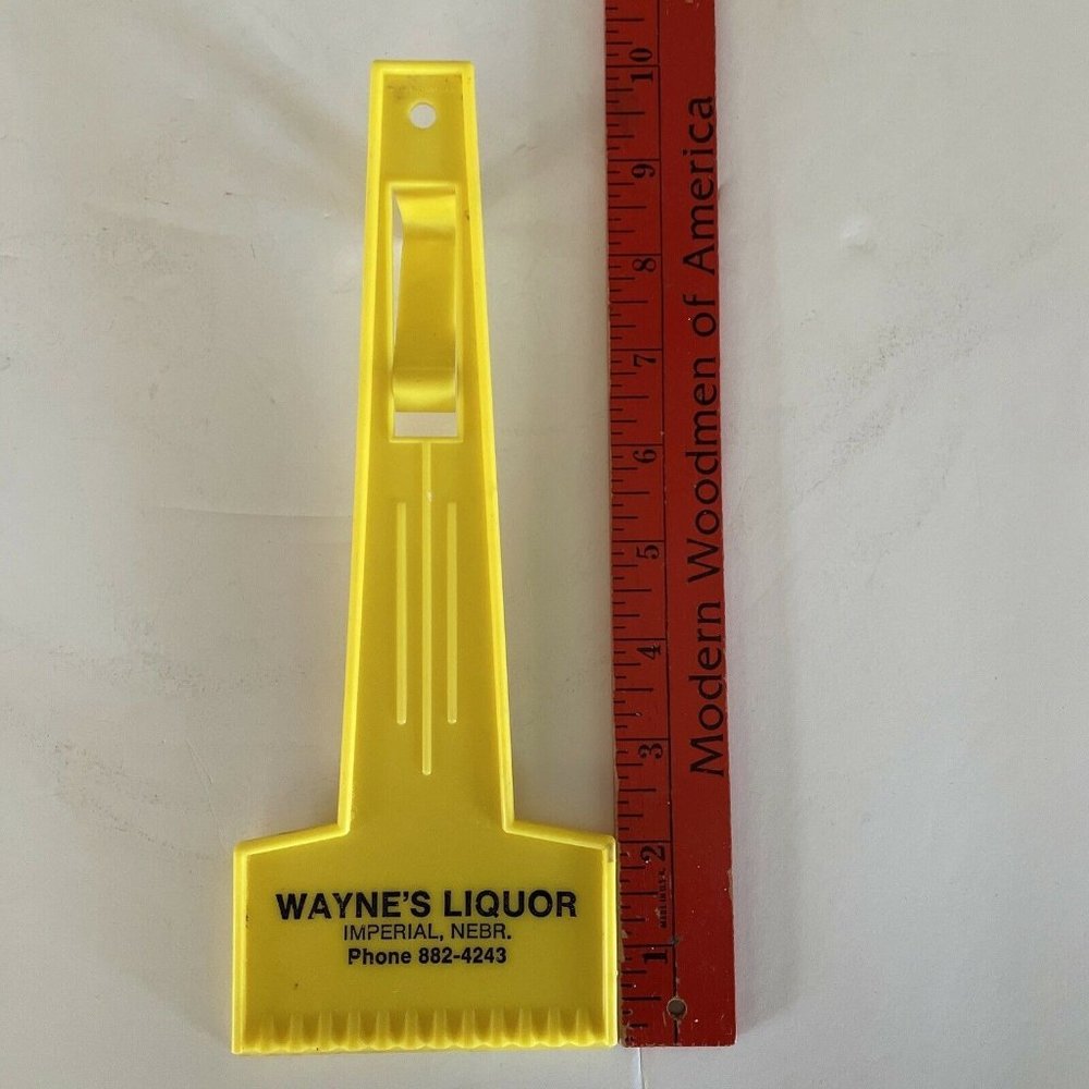 Wayne’s Liquor Vintage Advertisement Ice Scraper Imperial Nebraska Wayne